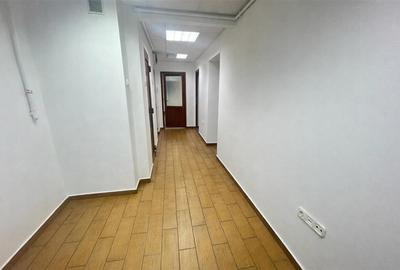 Apartament cu 3 camere decomandat în Calea Dumbrăvii - 7
