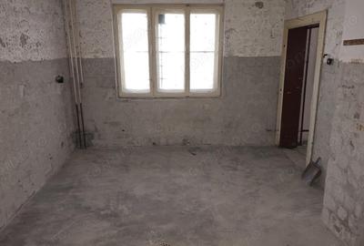 Vand imobil in Deva compusa din 2 corpuri de cladire, zona centrala, suprafata totala de teren 804 m - 16