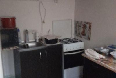Casă cu 6 camere cu Teren 1760 Mp în Măldăeni - 9