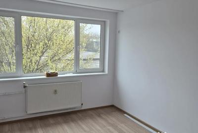 Garsonieră decomandată în Exterior Vest - 2