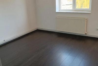 Spațiu comercial, de 14 mp, în Central - 5