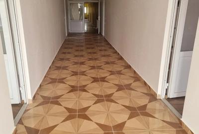 Spațiu comercial, de 10,000 mp, în Central - 18