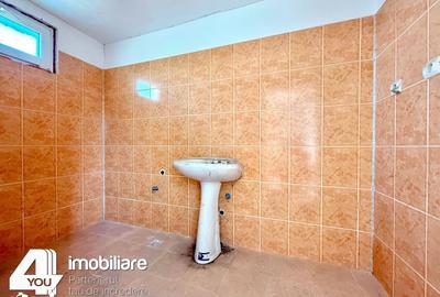 Casă cu 3 camere cu Teren 2114 Mp în Central - 20