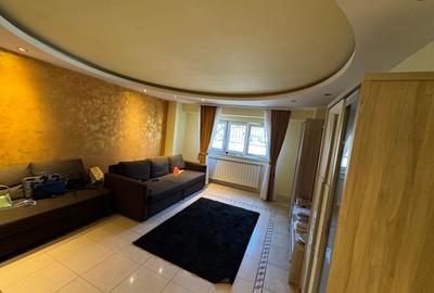 Garsonieră decomandată în Splaiul Unirii - 1