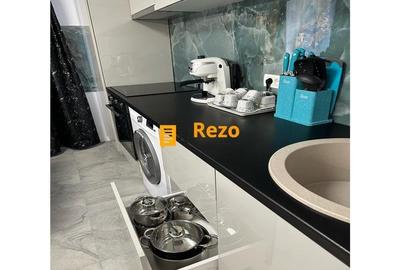 COBADIN, PETRE ISPIRESCU, PARC SEBASTIAN RENOVAT COMPLET NOU, BLOC 1986 COBADIN, PETRE ISPIRESCU, PARC SEBASTIAN RENOVAT COMPLET NOU, BLOC 1986 - 5