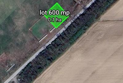 Teren de 600 mp, în Central - 1