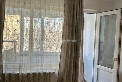 Apartament cu 2 camere decomandat în Drumul Taberei