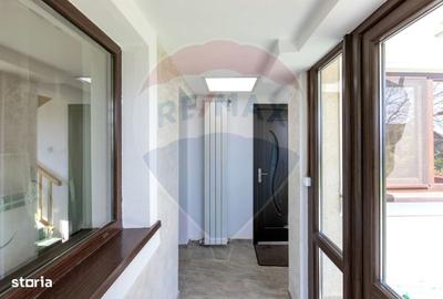 Casă cu 3 camere cu Teren 1251 Mp în Săucești - 2