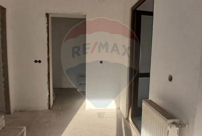 Casă cu 4 camere în Samurcași - 3