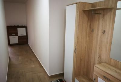 Apartament 3 camere ,parter,zona Soarelui - 11