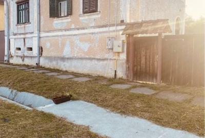 Casă cu 4 camere semidecomandat în Marpod - 8