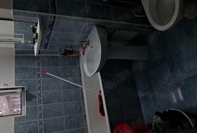 Apartament de vanzare - 3