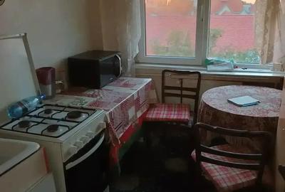 Apartament cu 2 camere semidecomandat în Ultracentral