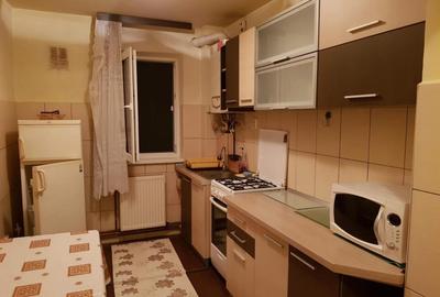 Apartament 2 camere zona TRACTORUL - 12