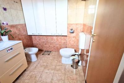Apartament cu 3 camere semidecomandat în Tancodrom - 16