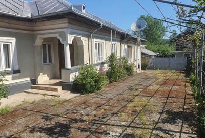 Casă cu 4 camere în Baldovinești - 2
