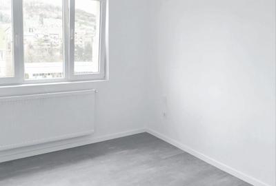 Apartament cu 3 camere decomandat în Central - 2