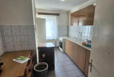 Vand 3 camere parter Lunca - 4