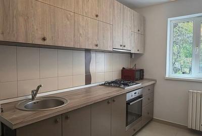 Apartament cu 3 camere decomandat, mobilat în Tomis Nord - 9