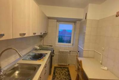 Garsonieră decomandată în Basarab - 4