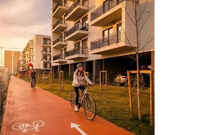 Apartament cu 2 camere decomandat în Tractorul - 5