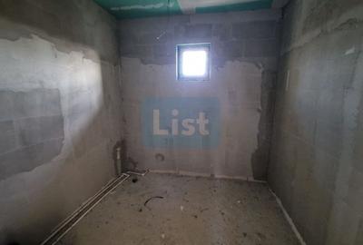 Casă cu 3 camere cu Teren 900 Mp în Cătălina - 9