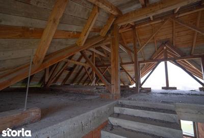 Casă cu 7 camere cu Teren 530 Mp în Sânmartin - 17