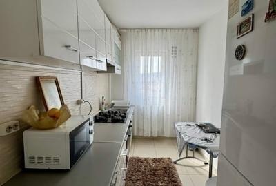 Apartament cu 2 camere semidecomandat în Podu Roș - 3