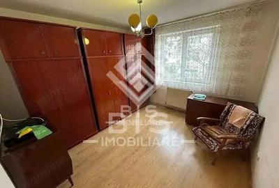 Apartament 2 camere - Decebal - Etaj 2 - Semidecomandat - - 2