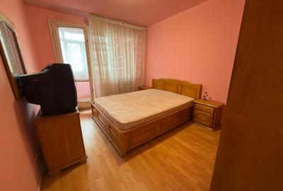Apartament cu 3 camere semidecomandat, mobilat în Ozana - 4