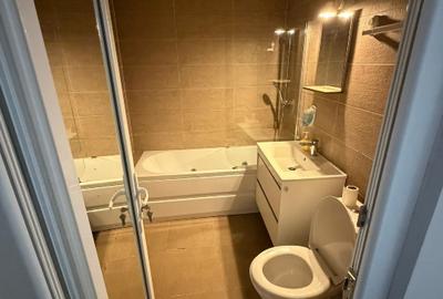 Apartament cu 3 camere decomandat în Central - 1