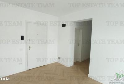 Apartament cu 4 camere semidecomandat în Central - 1