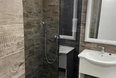 Spațiu comercial, de 700 mp, în Central - 6
