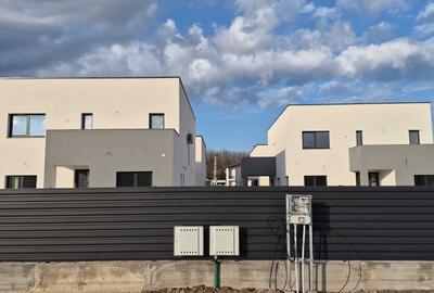 Casă cu 4 camere în Albota - 6