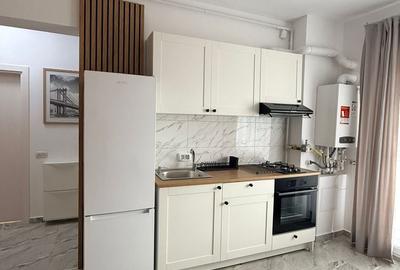 Apartament cu 2 camere semidecomandat în Roșu