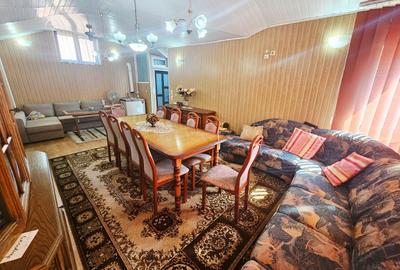 Casă spațioasă cu 9 camere în Strejnicu – pentru locuință, birouri - 29