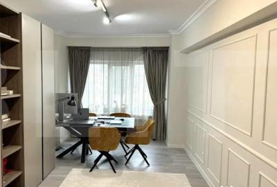 Apartament cu 4 camere semidecomandat, mobilat în Central - 2