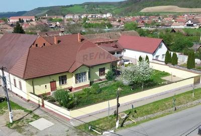 Casă cu 3 camere cu Teren 470 Mp în Dumbrăveni - 18