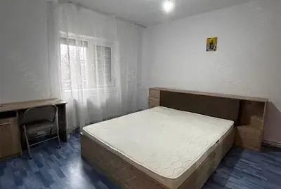 Apartament cu 4 camere decomandat în Central - 3