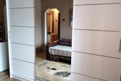 Apartament cu 2 camere semidecomandat în Central - 1