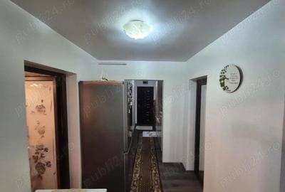 Apartament cu 3 camere decomandat în Central - 8