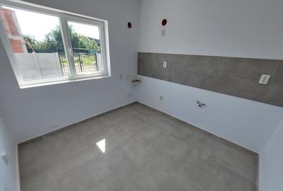 Vila 3 camere+Mansarda - La cheie - Toate utilitatile- Mutare imediata - 8