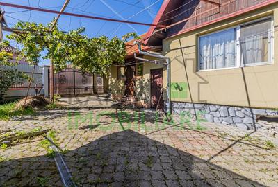 Casa primitoare in Satulung, Sacele -curte generoasa si garaj, aproape de Brasov - 1