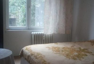 Apartament cu 2 camere decomandat în Crângași