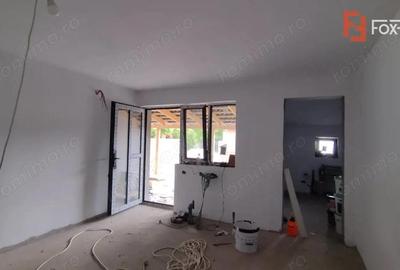 Casă cu 4 camere cu Canalizare în Sânmihaiu Român - 8