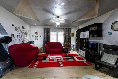 Casă cu Teren 900 Mp în Hemeiuș - 3