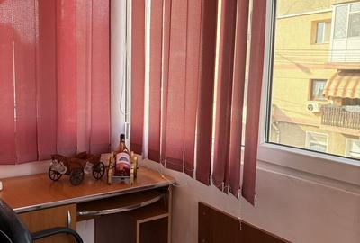 Apartament cu 3 camere decomandat în Central - 2