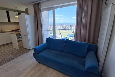 Apartament cu 2 camere semidecomandat, mobilat în Tractorul - 19