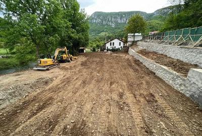 Teren de 1100 mp, în Central