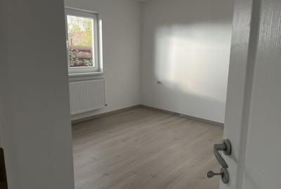 Casă individuală cu 4 camere cu Canalizare în Glina - 18